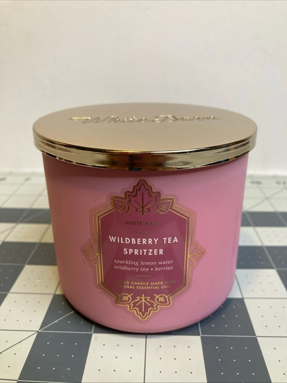 WILDBERRY TEA SPRITZER 3 Wick CANDLE White Barn Bath & Body Works